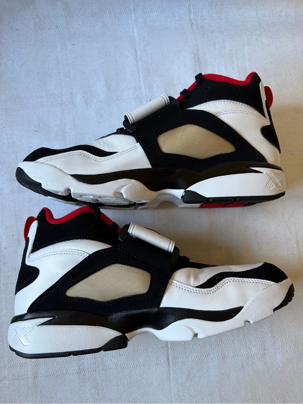 Nike Air Diamond Turf White Fire Red Black 49ers Sneakers Size 11 FZ8224-100 - Picture 7 of 10